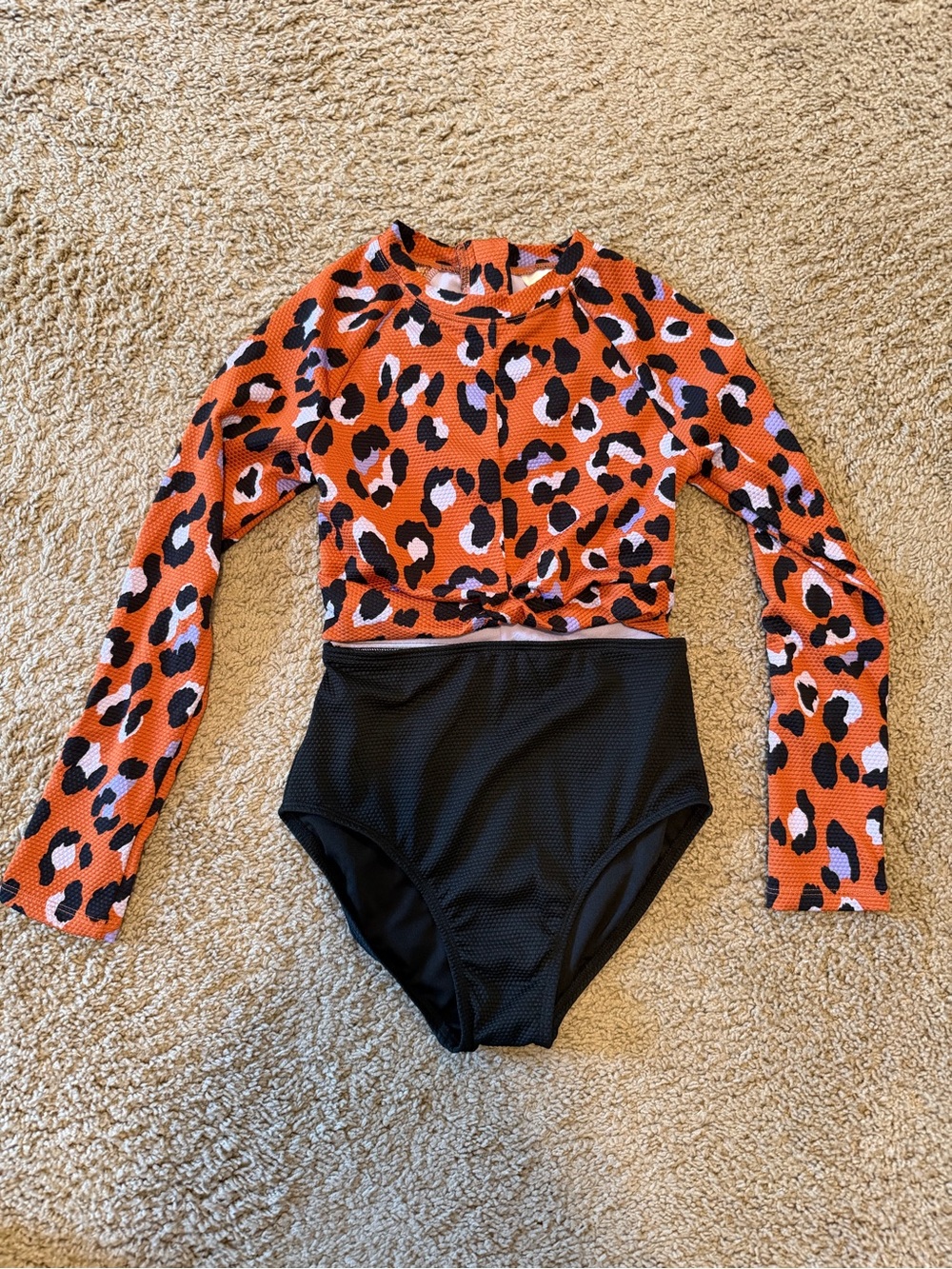art class Orange Leopard Print Long-Sleeve Rash Guard with Black Bottoms
